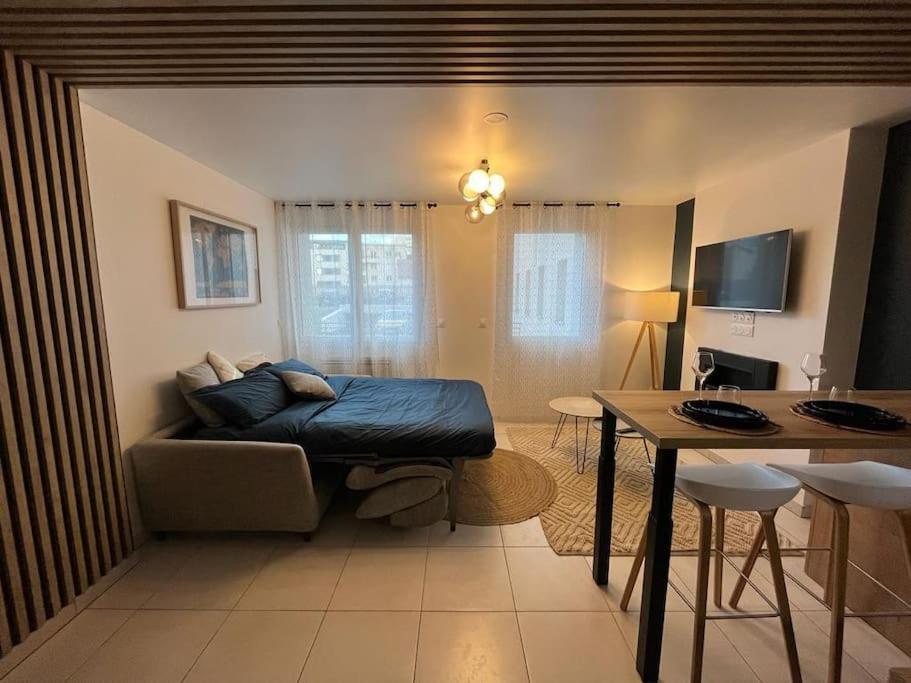 Petit Cocon En Hyper-Centre Apartment Реймс Екстериор снимка